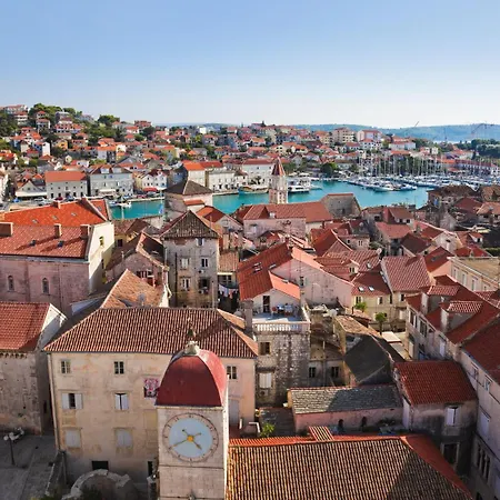 In Okrug Gornji With Sea View, Balcony, Air Conditioning, Wifi 5134-6 Apartment Trogir