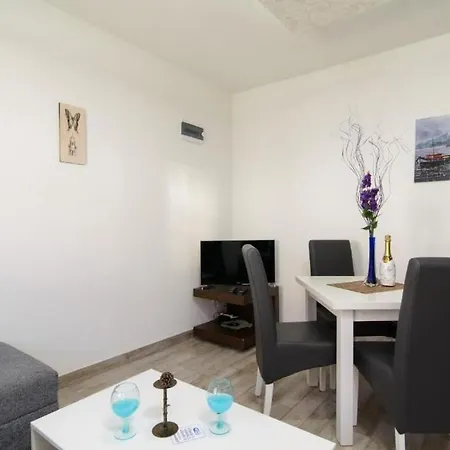 In Okrug Gornji With Sea View, Balcony, Air Conditioning, Wifi 5134-6 Apartment *